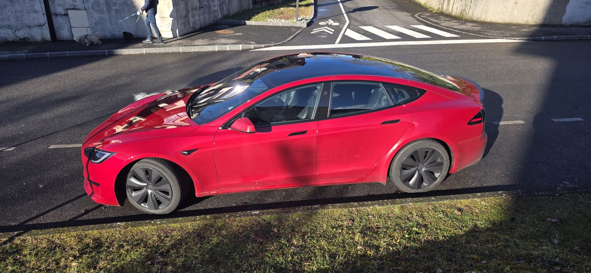 2023 / Model S / Plaid