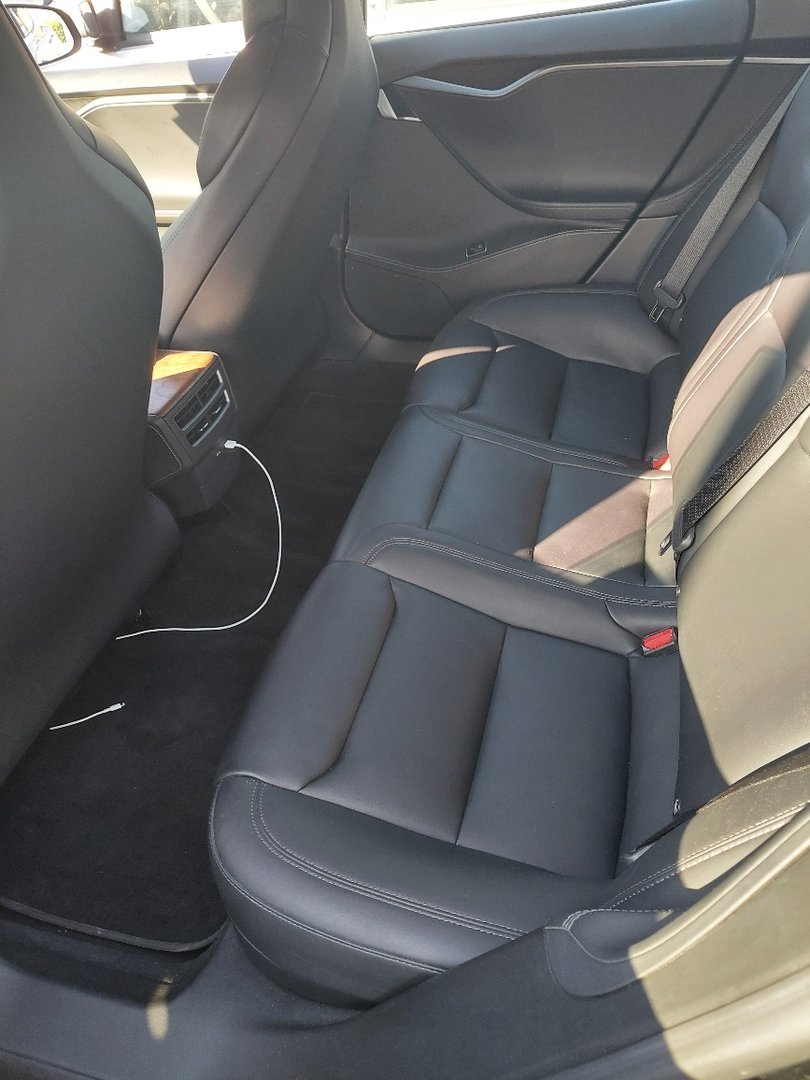 2020 / Model S / Performance