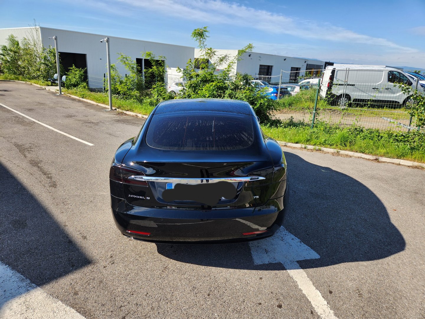 2017 / Model S / 75