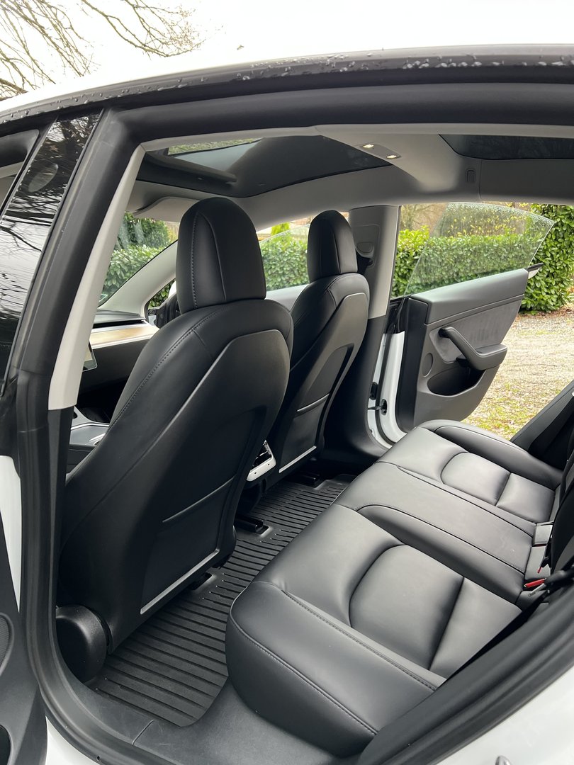 2022 / Model 3 / Performance